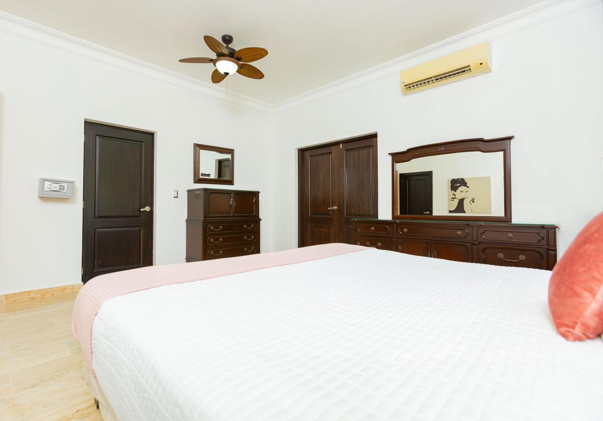 Suites At Grand Laguna Beach By Calisto Stays Sosúa Cameră foto
